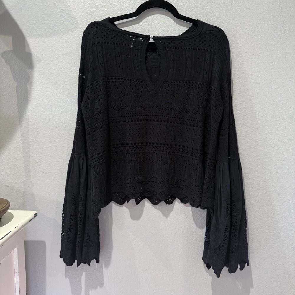 Free People Once Upon a Time Black Lace Bell Sleeve Top NWOT Size S - Picture 4 of 7